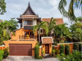 Продажа 4 спальни вилла в Банг Ламунг, Чонбури