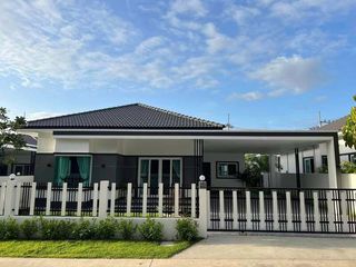 Villa en venta de 3 habitaciones en Bang Lamung, Chonburi
