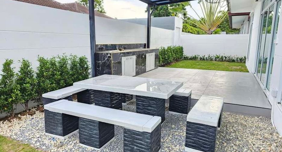 Casa en venta de 3 habitaciones en Bang Lamung, Chonburi