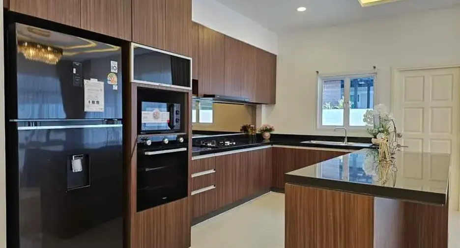 Casa en venta de 3 habitaciones en Bang Lamung, Chonburi