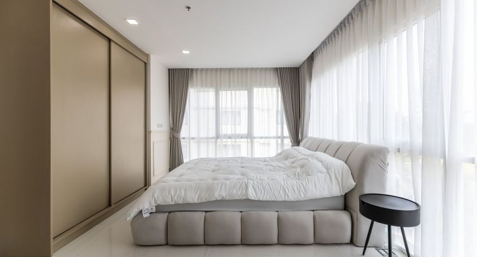 For sale 1 bed condo in Pratumnak, Pattaya