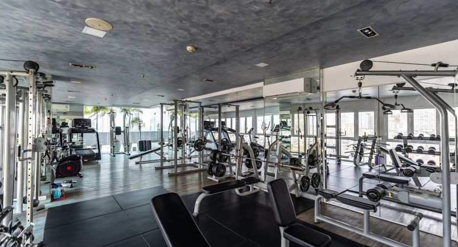 For sale 1 bed condo in Pratumnak, Pattaya