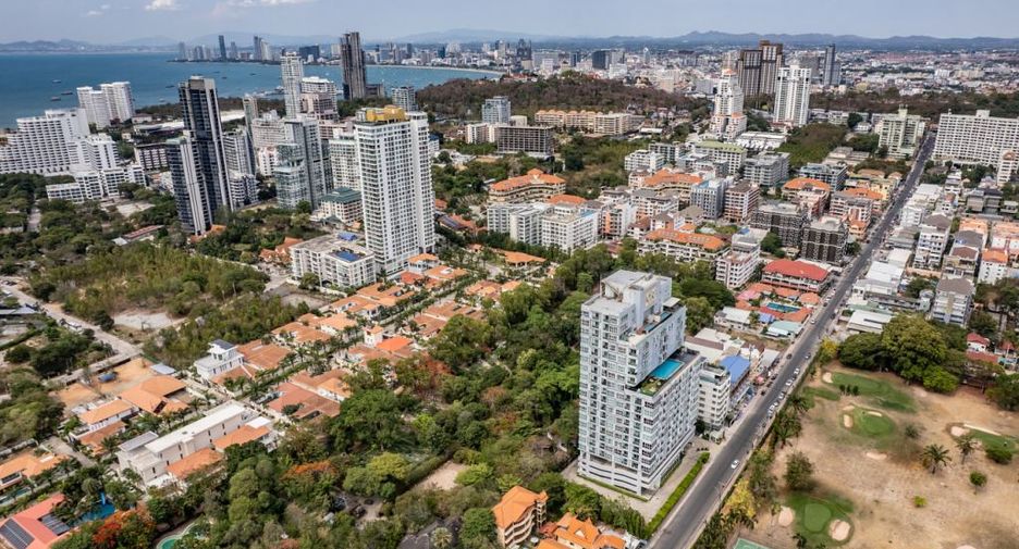 For sale 1 bed condo in Pratumnak, Pattaya