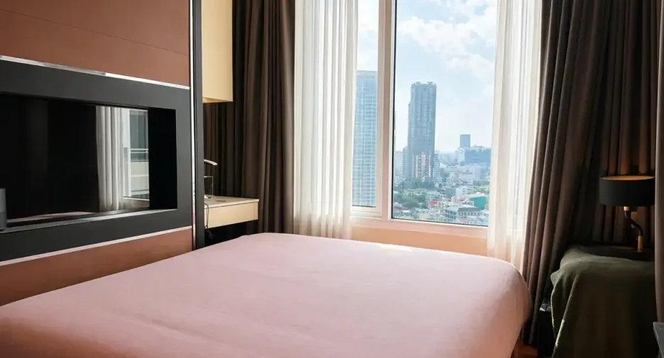 For rent 2 bedrooms condo in Sathon, Bangkok