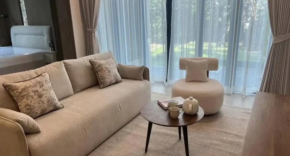 For sale 4 bedrooms house in Saphan Sung, Bangkok