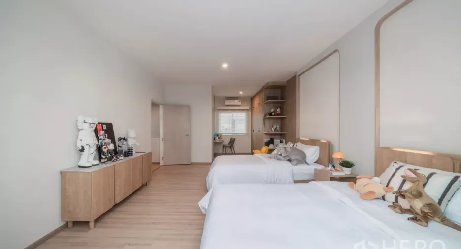 For rent 4 bedrooms house in Saphan Sung, Bangkok