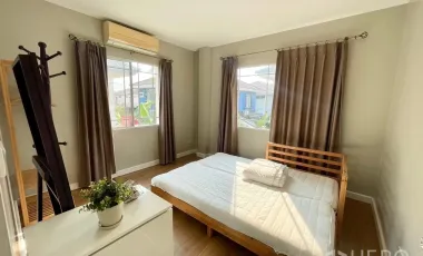 Casa en alquiler de 3 habitaciones en Prawet, Bangkok