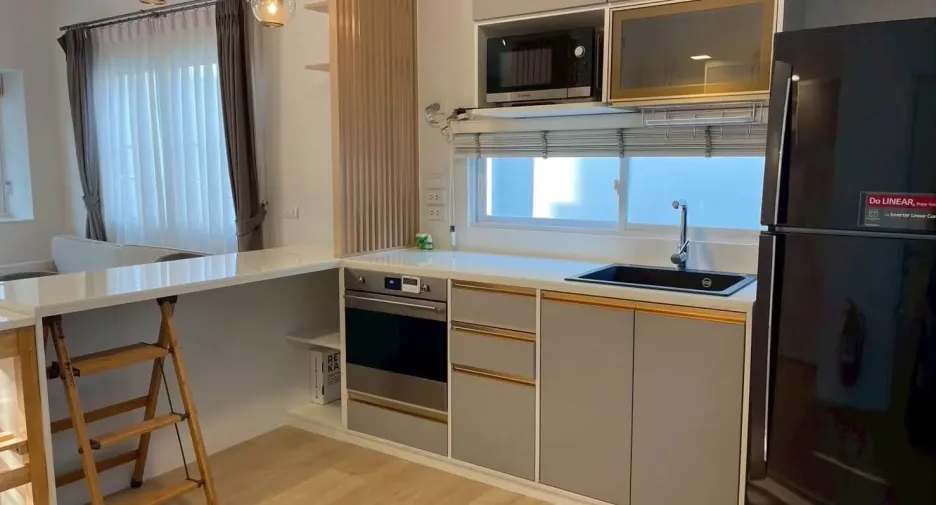 For rent 2 bedrooms townhouse in Bang Phli, Samut Prakan