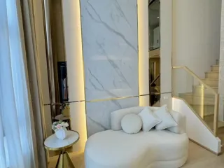Wohnung zur Miete mit 2 Zimmer in Khlong Toei, Bangkok