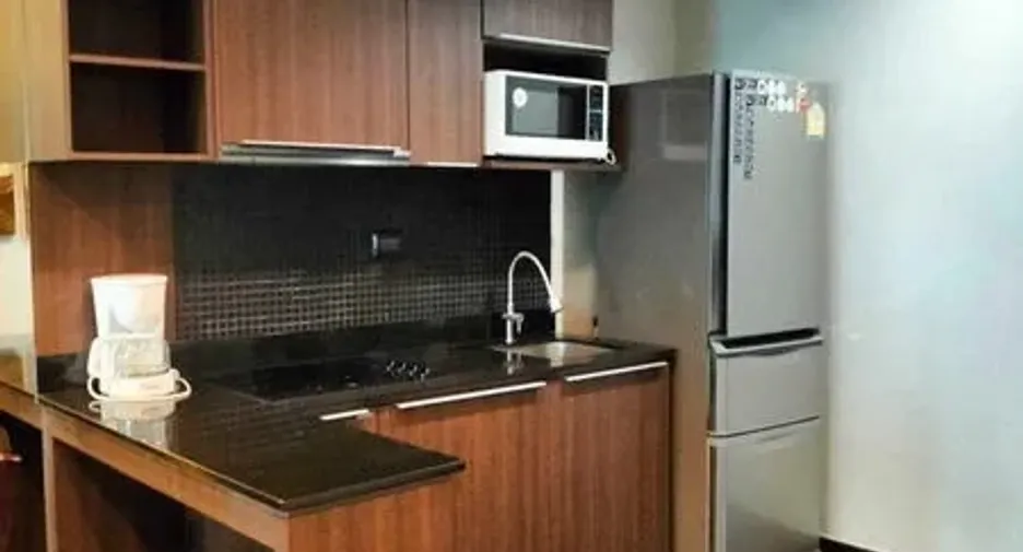 For rent 2 bedrooms condo in Ratchathewi, Bangkok