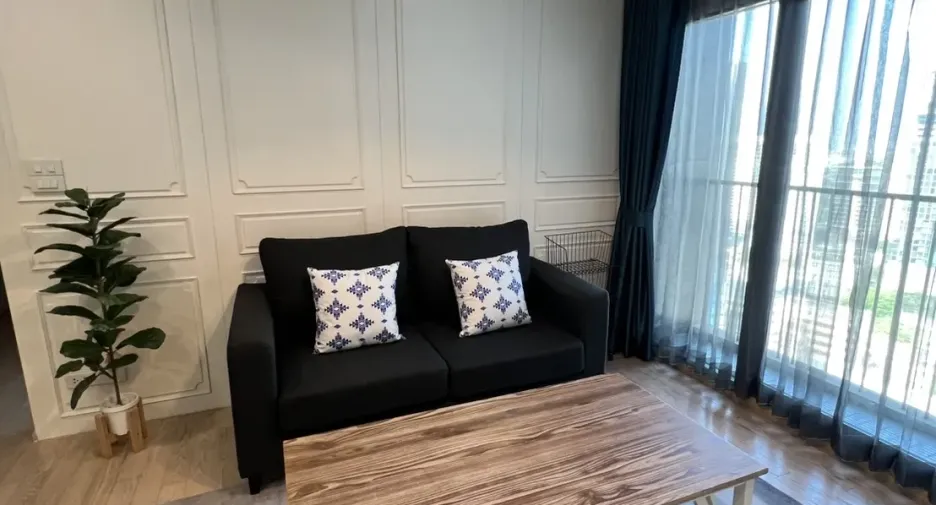 For rent 2 bedrooms condo in Khlong Toei, Bangkok