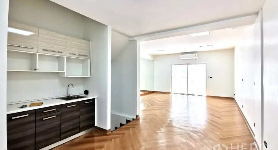 Büro zur Miete in Watthana, Bangkok