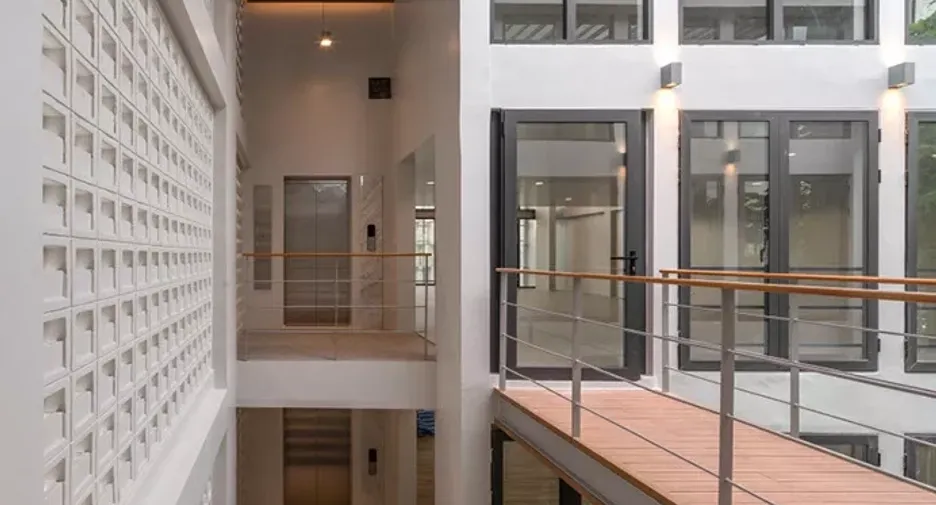 For rent and for sale office in Phra Khanong, Bangkok