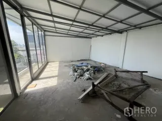 Продажа торговое помещение в Суан Луанг, Бангкок