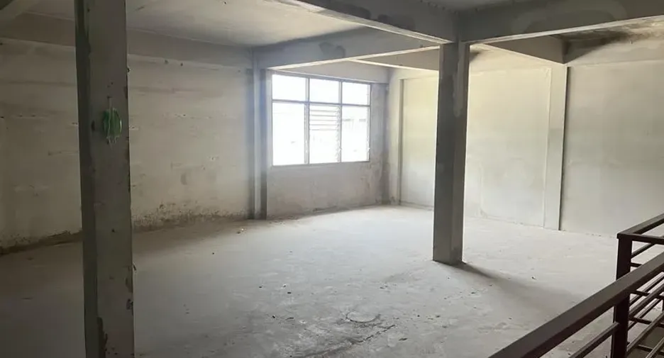 For rent retail Space in Watthana, Bangkok