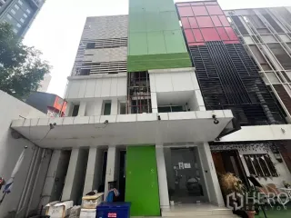 出售 商业空间 在 Watthana, 曼谷