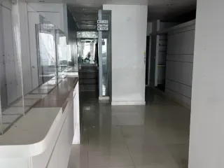 出售 商业空间 在 Watthana, 曼谷