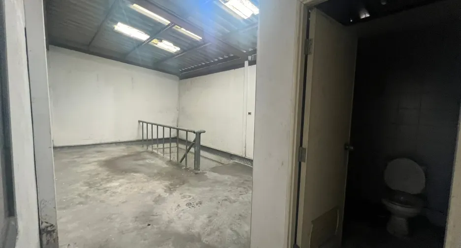出租 商业空间 在 Watthana, 曼谷