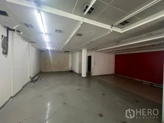For rent retail Space in Watthana, Bangkok
