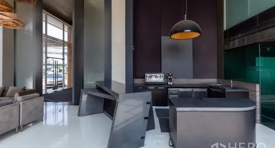 For sale 2 bedrooms retail Space in Prawet, Bangkok