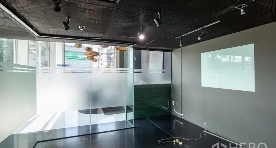 For sale 2 bedrooms retail Space in Prawet, Bangkok