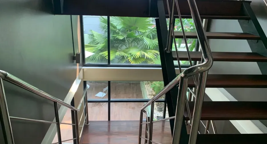 For rent retail Space in Watthana, Bangkok
