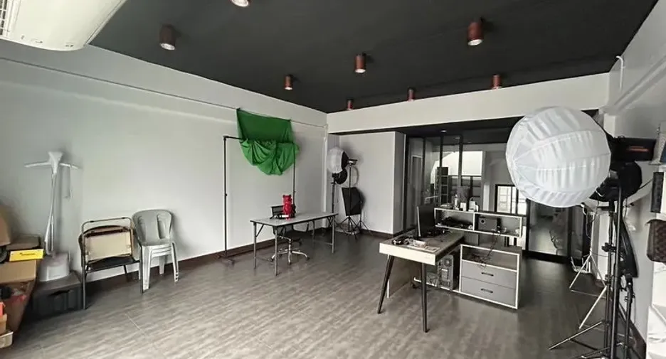 Local comercial en alquiler en Watthana, Bangkok