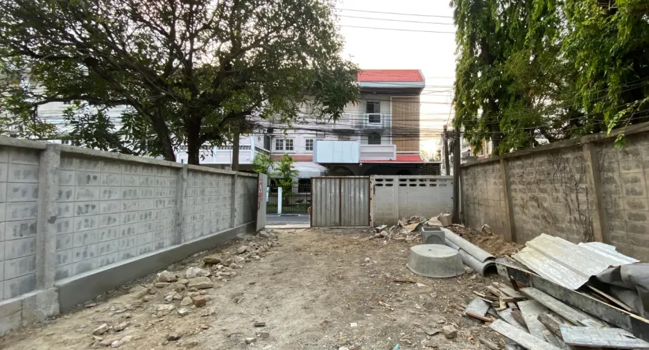 Grundstück zur Miete in Phaya Thai, Bangkok