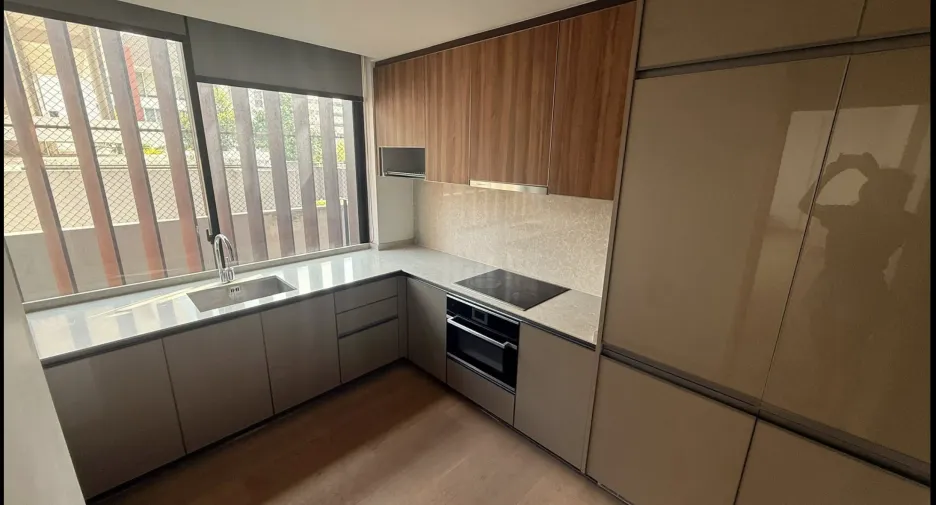 Condo en alquiler de 2 habitaciones en Watthana, Bangkok
