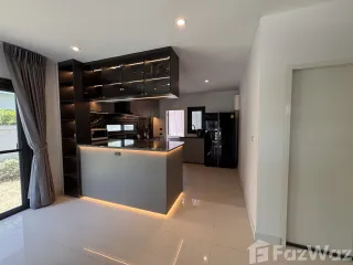 For rent 4 bedrooms house in Mueang Phuket, Phuket