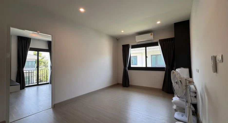 Casa en alquiler de 4 habitaciones en Mueang Phuket, Phuket