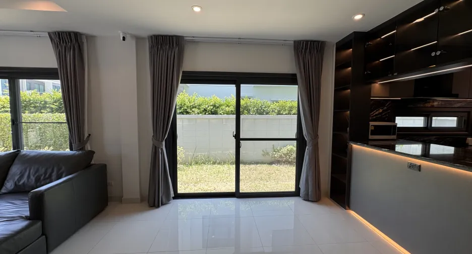 Casa en alquiler de 4 habitaciones en Mueang Phuket, Phuket