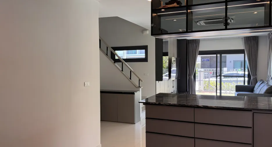 Casa en alquiler de 4 habitaciones en Mueang Phuket, Phuket