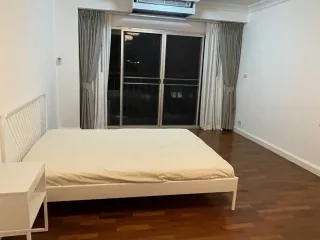 For rent 2 bedrooms condo in Sathon, Bangkok
