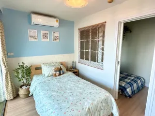 For rent 3 bedrooms condo in Yan Nawa, Bangkok