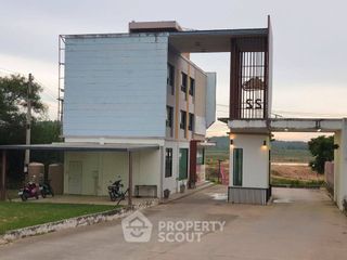 For Rent 7 Bedroom Townhouse In Si Racha, Chonburi