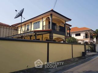 For Rent 3 Bedroom House In Bang Lamung, Chonburi