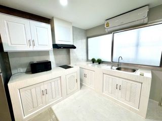 出租 2 卧室 公寓 在 Huai Khwang, 曼谷