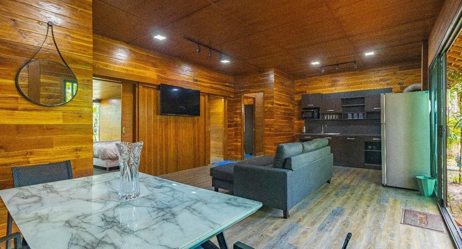 Hotel en venta de 16 habitaciones en Thalang, Phuket