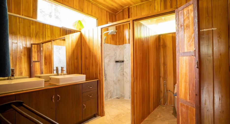 Hotel en venta de 16 habitaciones en Thalang, Phuket