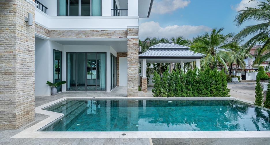 Villa zum Kauf und zur Miete mit 4 Zimmer in Mueang Phuket, Phuket