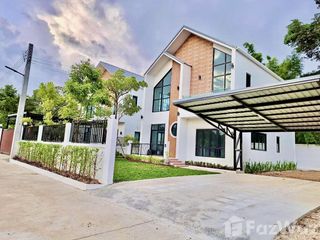 For sale 4 bedrooms house in Hang Dong, Chiang Mai