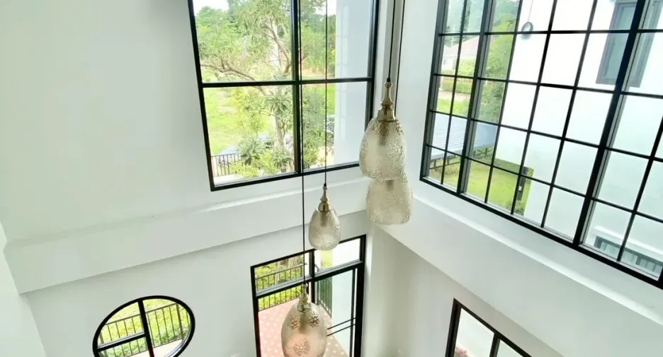 For sale 4 bedrooms house in Hang Dong, Chiang Mai