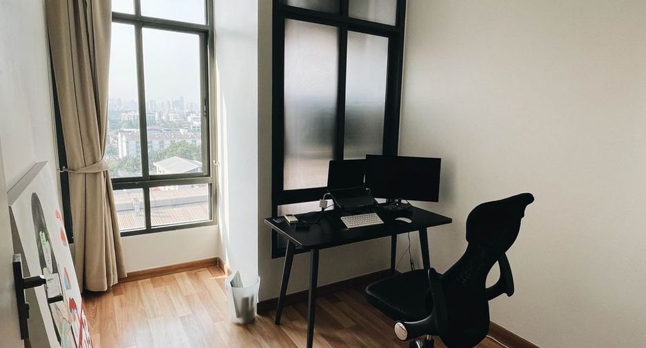 Condo en venta de 2 habitaciones en Bang Na, Bangkok