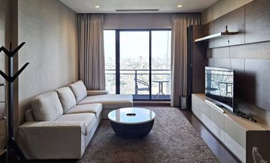 Condo en alquiler de 2 habitaciones en Huai Khwang, Bangkok