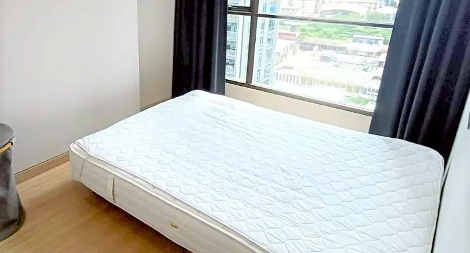 For sale 1 bed condo in Phra Khanong, Bangkok