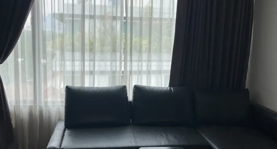 For rent 2 bedrooms condo in Phaya Thai, Bangkok