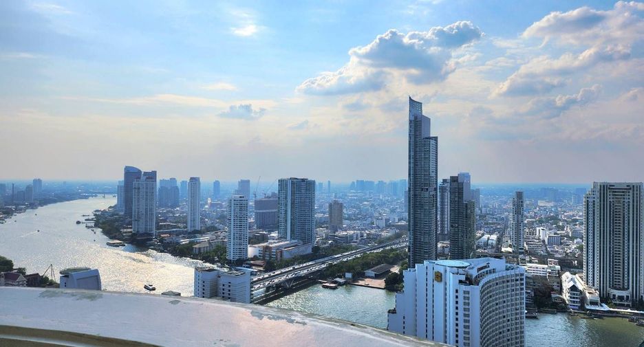 Condo en venta de 3 habitaciones en Bang Rak, Bangkok