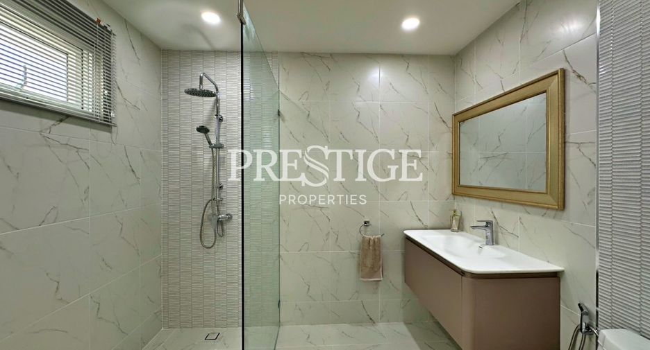 For sale 4 bedrooms house in Bang Lamung, Chonburi