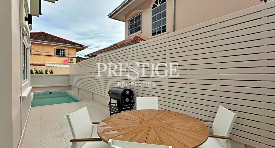 For sale 4 bedrooms house in Bang Lamung, Chonburi